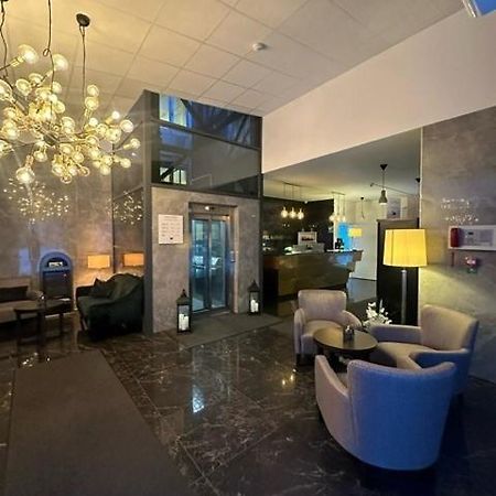 Almnaes Park Hotel Södertälje Exteriér fotografie